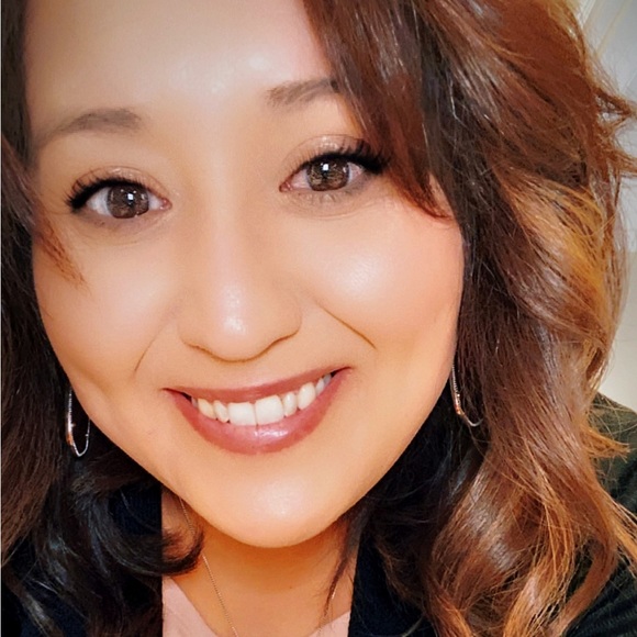 Meet your Posher, Veronica - Picture 3 of 3